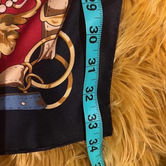 Vintage style panther print scarf - Picture 7 of 11